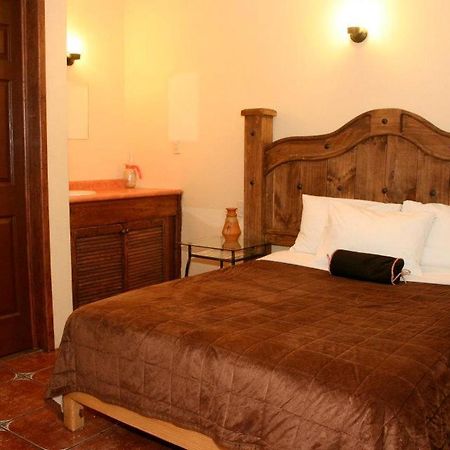 Hotel Posada Santa Fe Ocotlán Zewnętrze zdjęcie