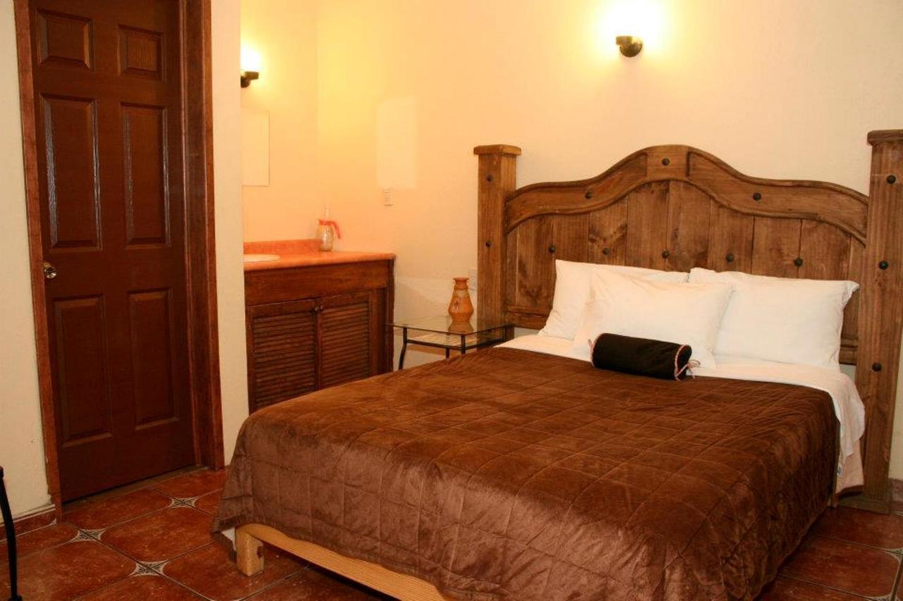 Hotel Posada Santa Fe Ocotlán Zewnętrze zdjęcie