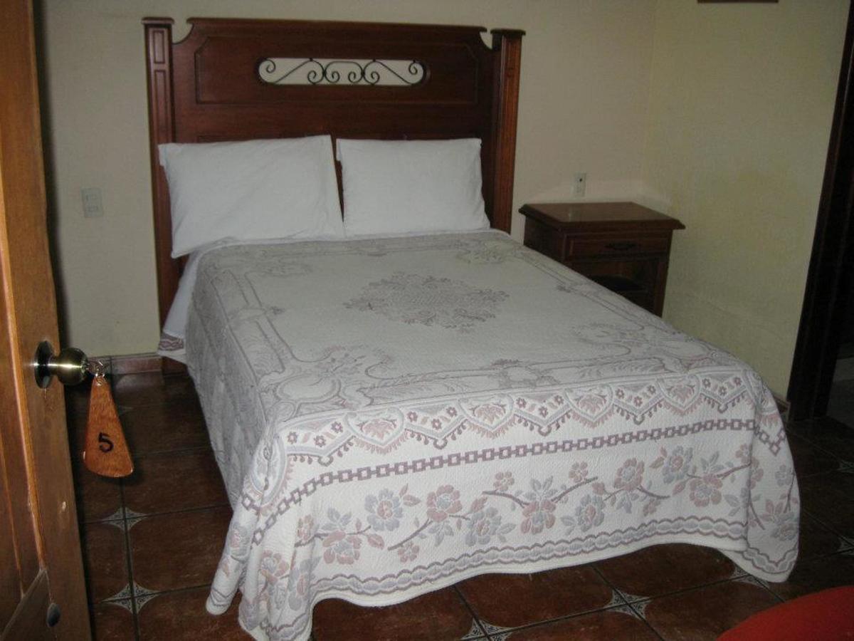 Hotel Posada Santa Fe Ocotlán Zewnętrze zdjęcie